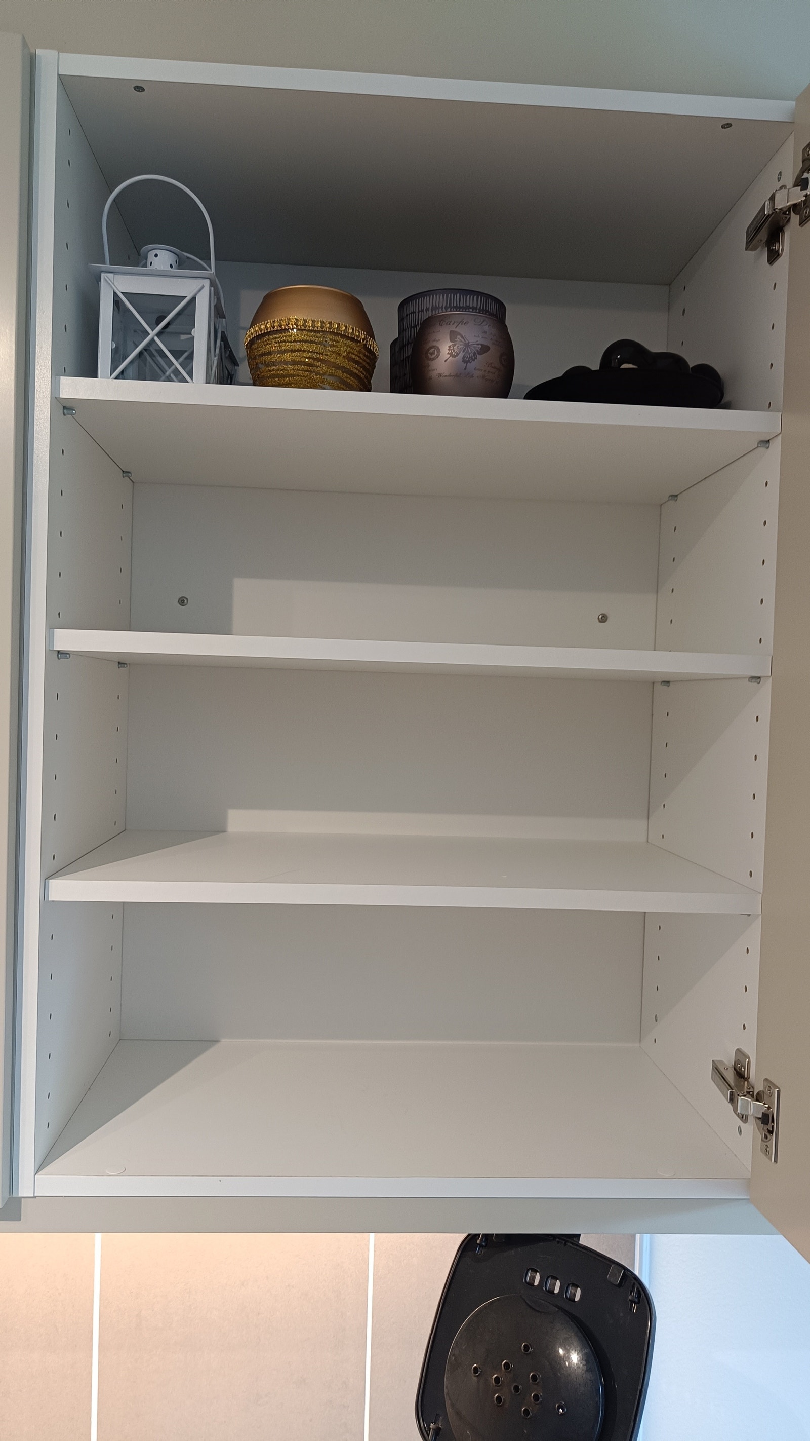 Bilde viser hva som er inne i skapene ved utleie. Galleribilde