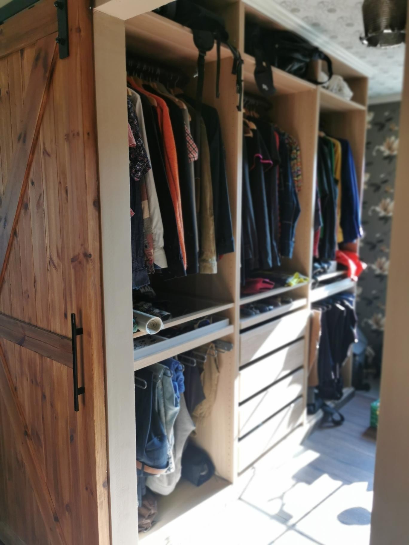 Walk inn closet Galleribilde