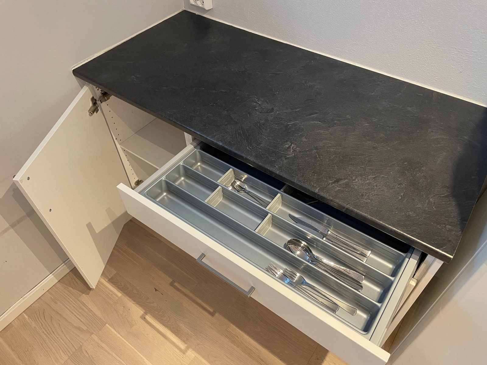 Innmat i skuffer Galleribilde