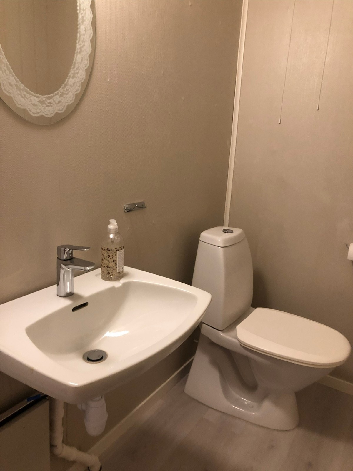 WC 2. WC og vask Galleribilde