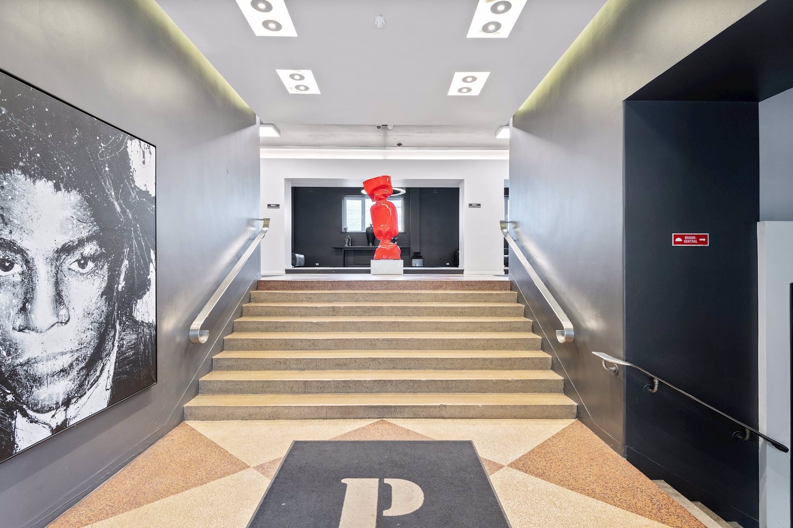 Hovedlobbyen til bygget Galleribilde