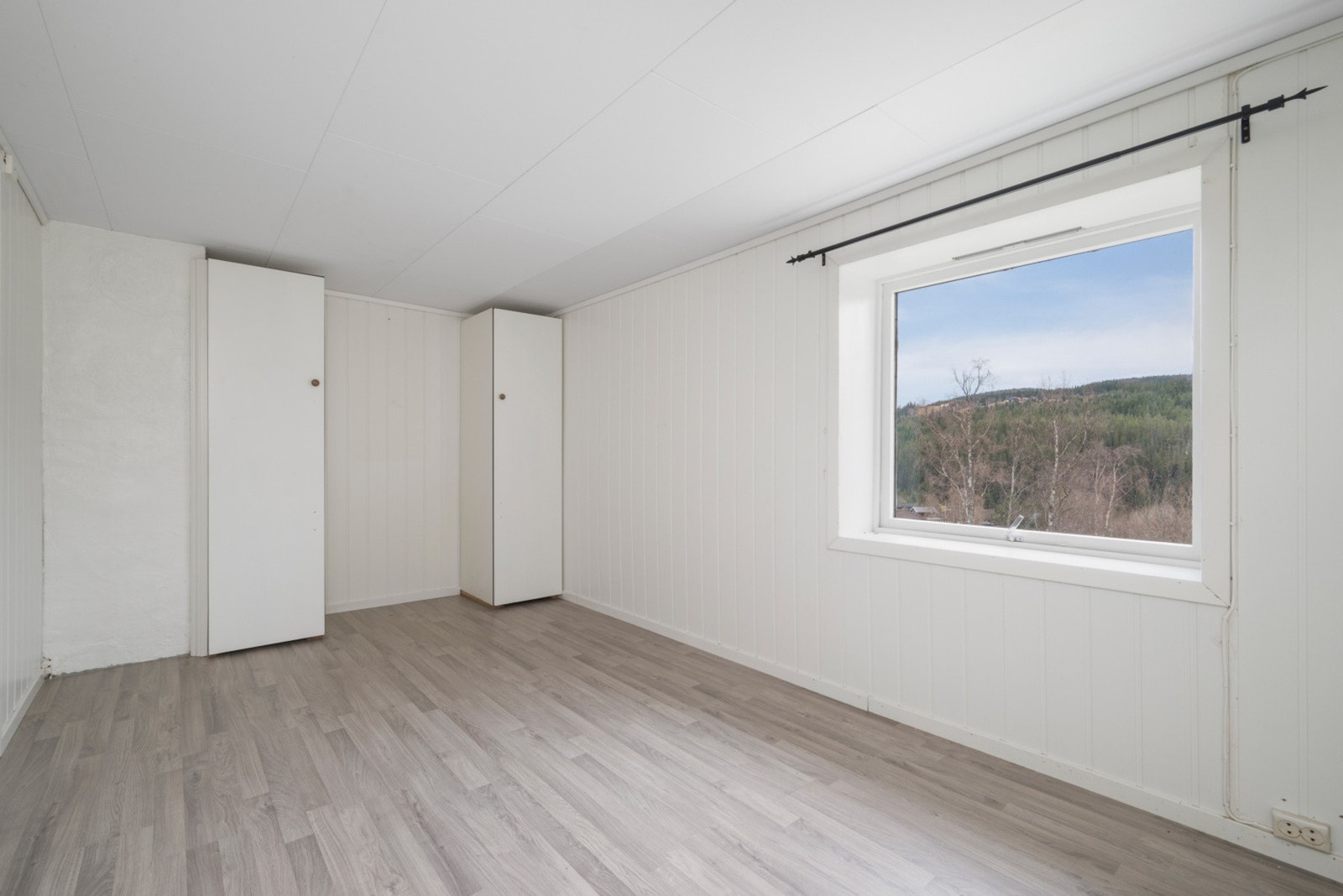 Soverom 2 måler ca. 12 kvm. Galleribilde