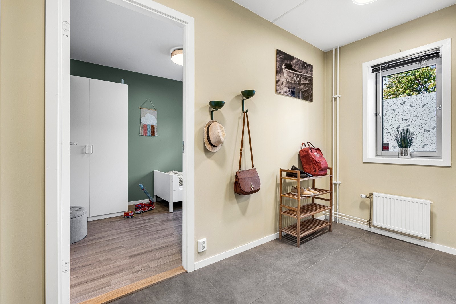Den gode størrelsen på entréen er det kun et fåtall av leilighetene her som har. Galleribilde