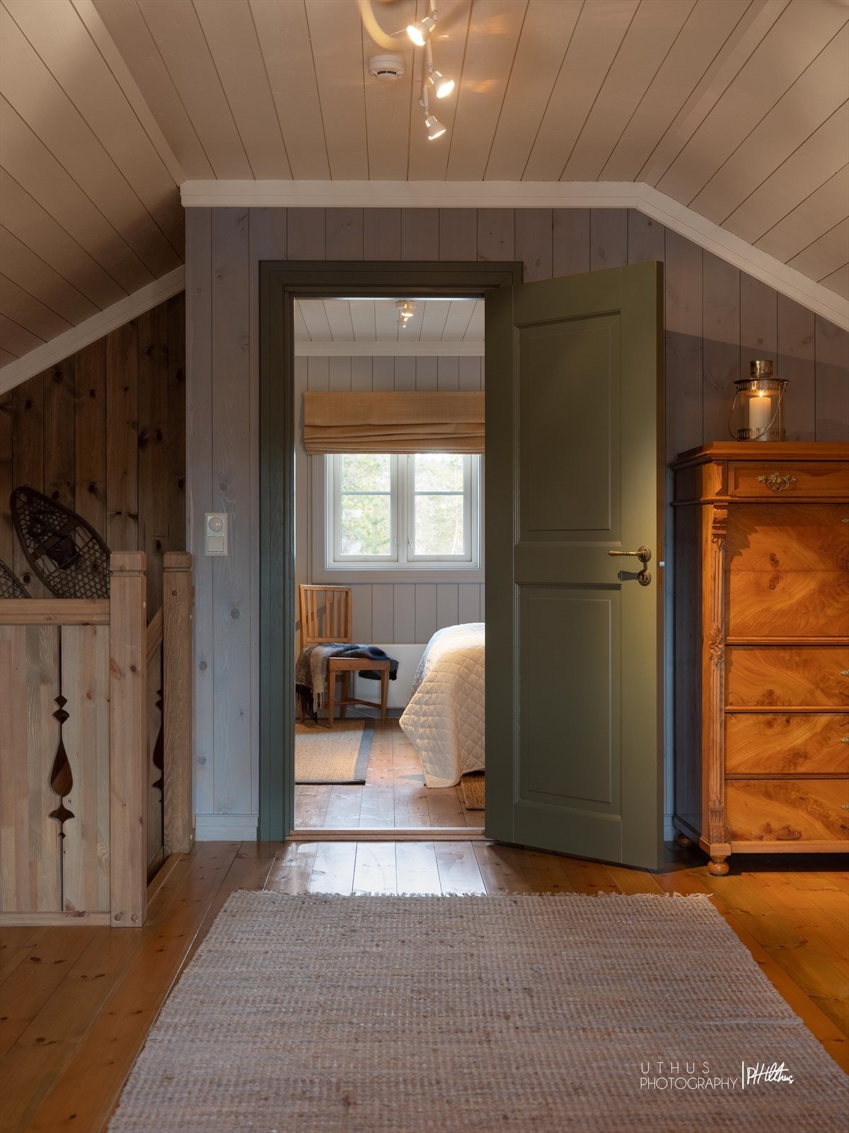 Oppstugu med loftstue og soverom Galleribilde
