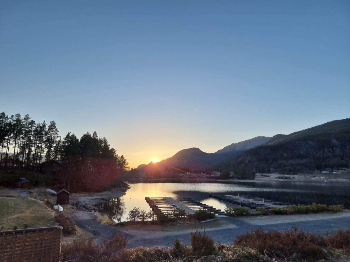 Kveld på Fossøy. Galleribilde