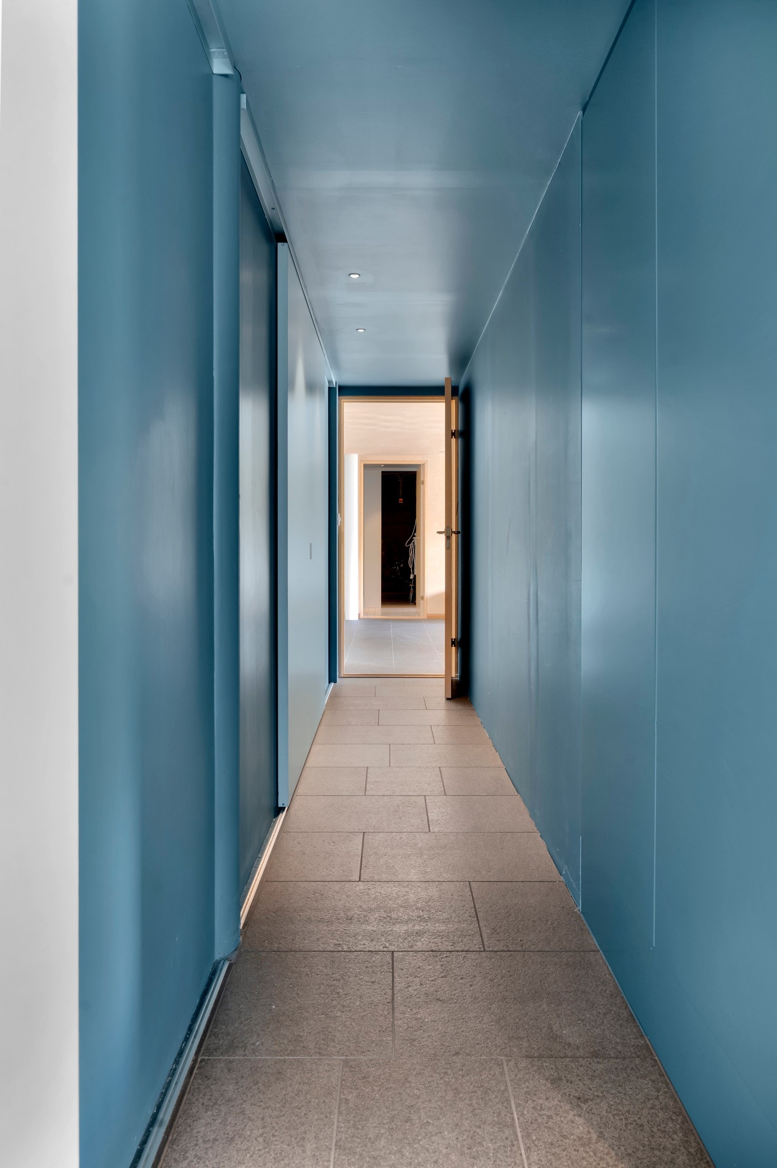 Mellomgang. Galleribilde