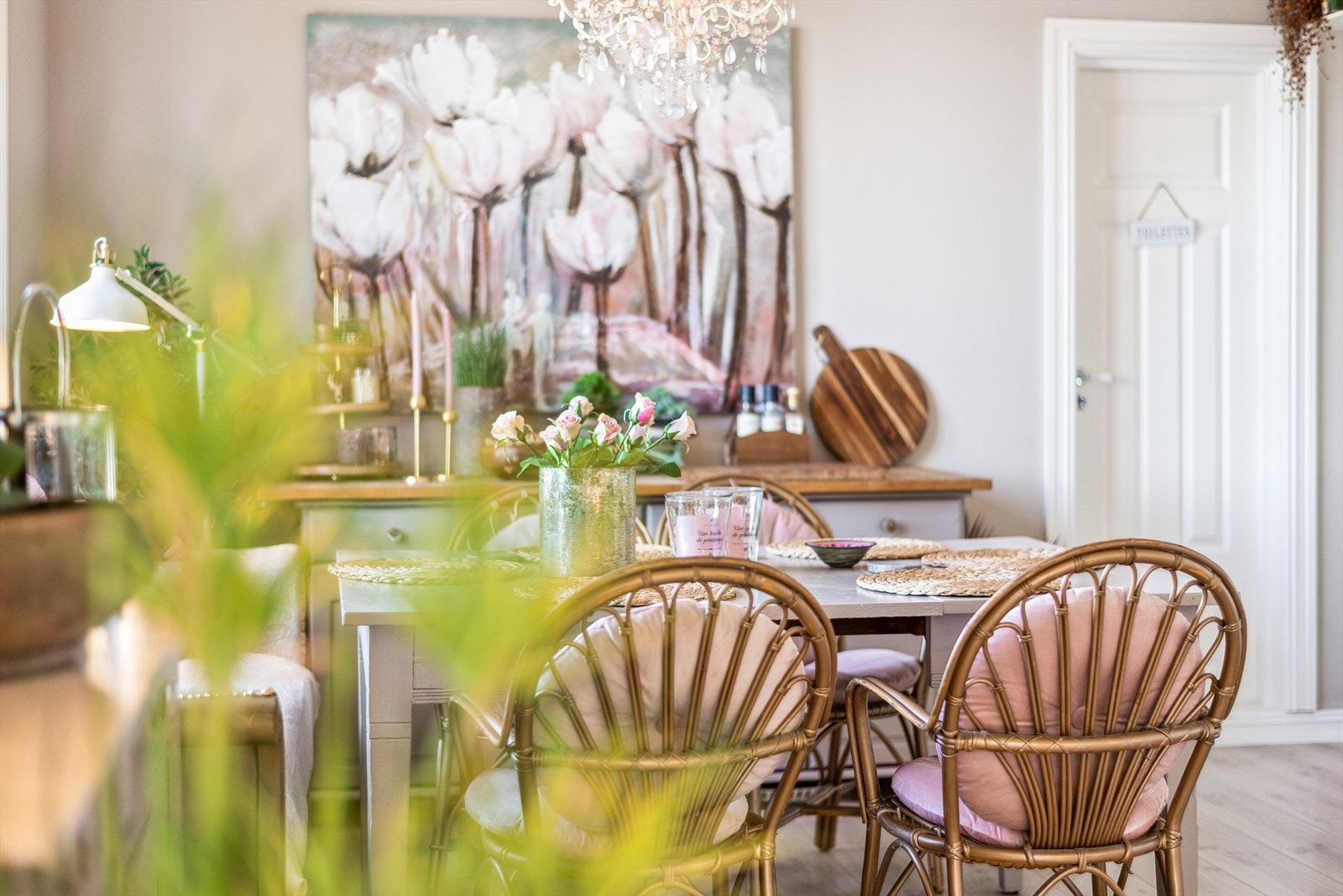 Det er plassmuligheter for meget langt bord Galleribilde