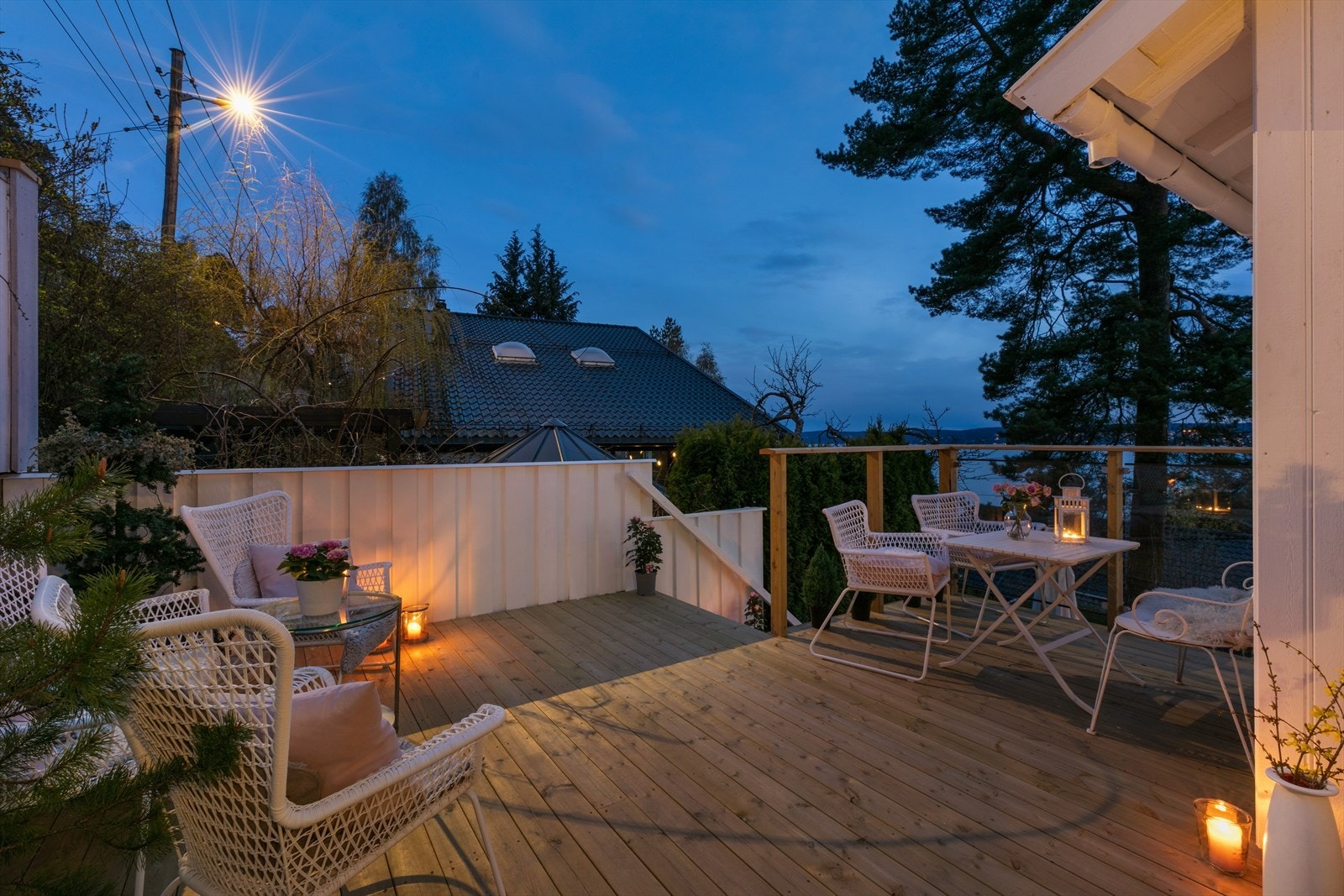 Kveldsstemning på terrassen Galleribilde