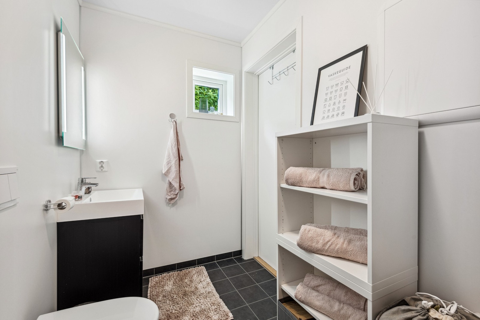 Bad hybel. Galleribilde