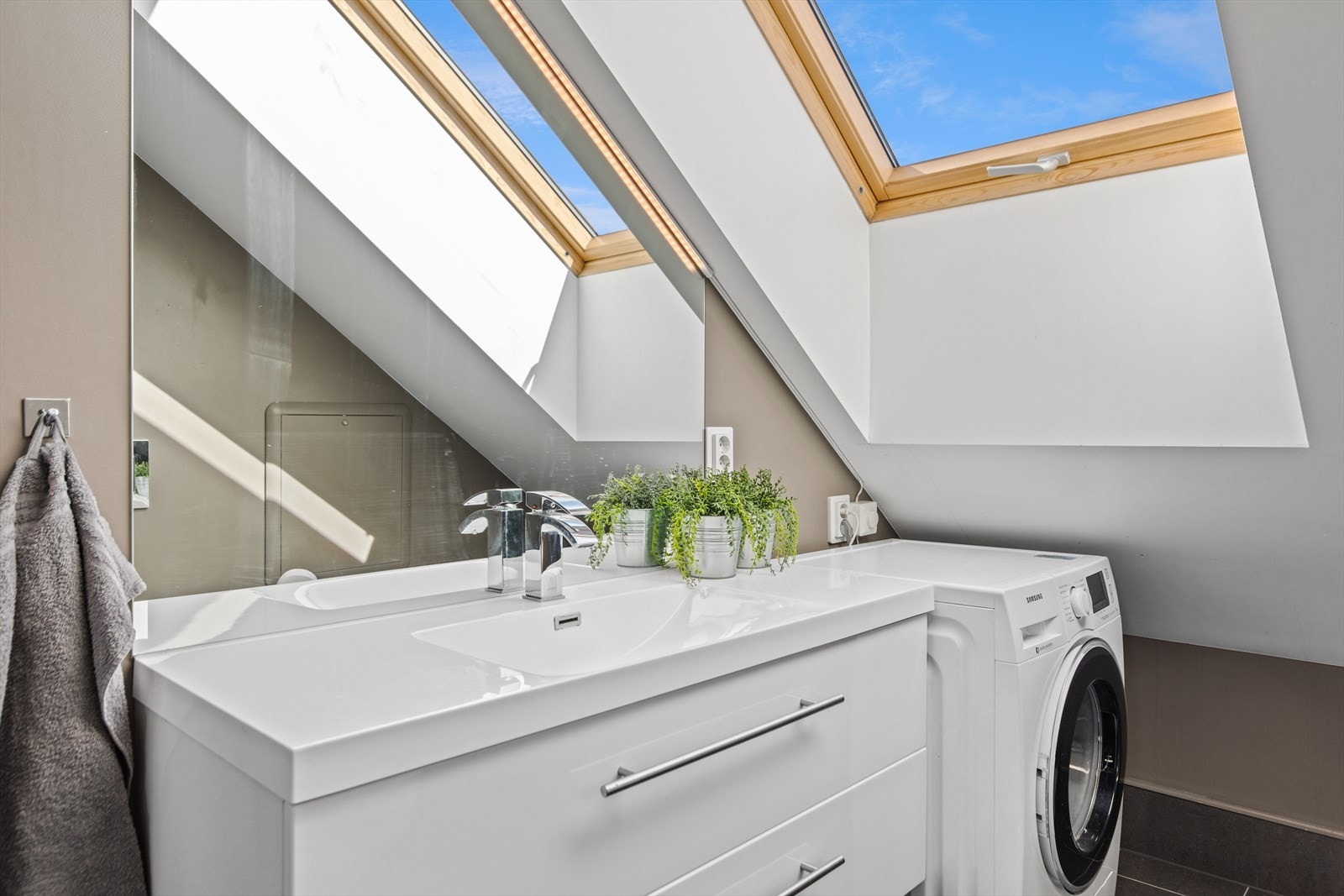 Plass og opplegg for vaskemaskin. Galleribilde