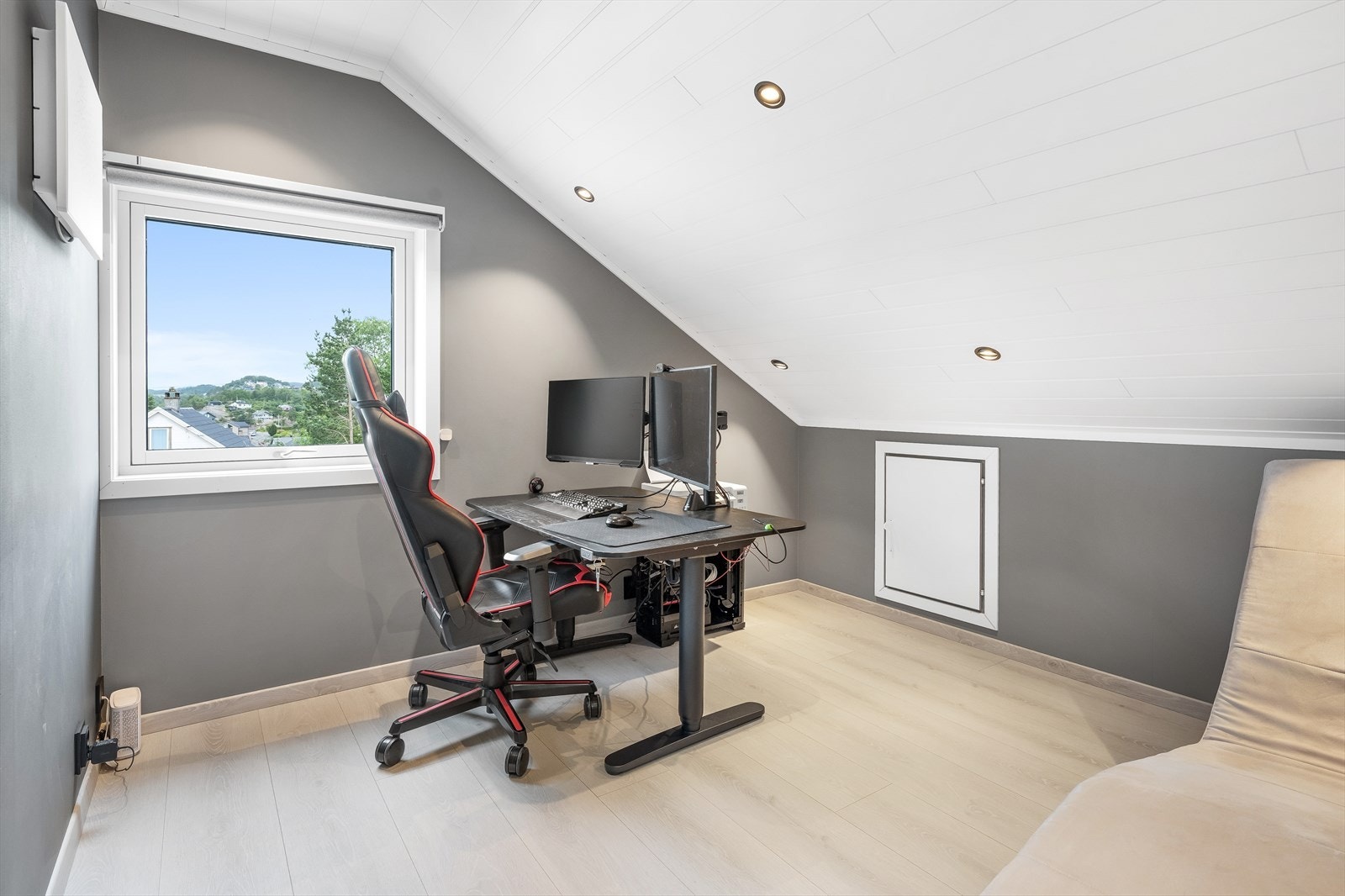 Her er også innredet et kontorrom Galleribilde