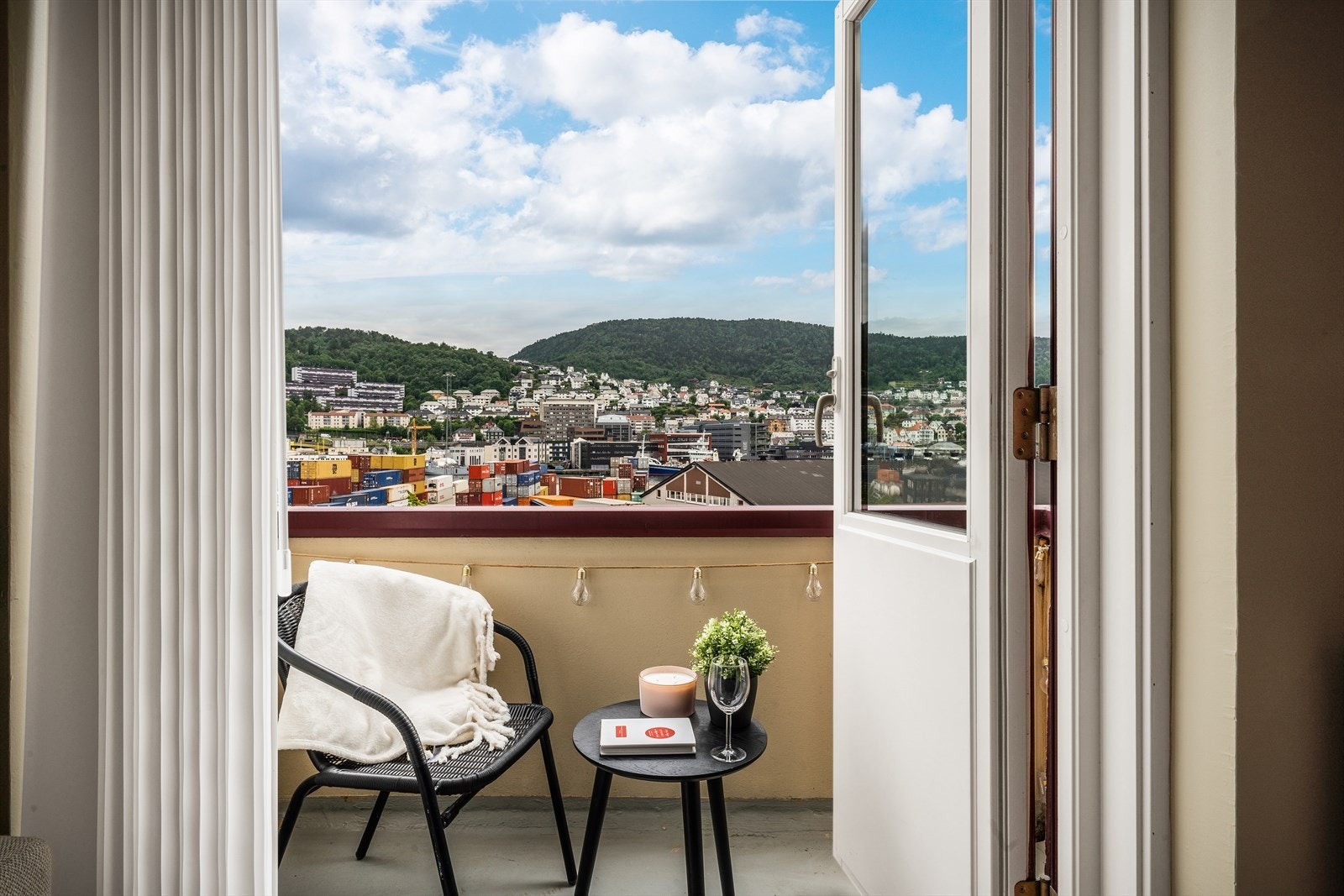 - Nyt sol fra morgen til kveld her - Galleribilde