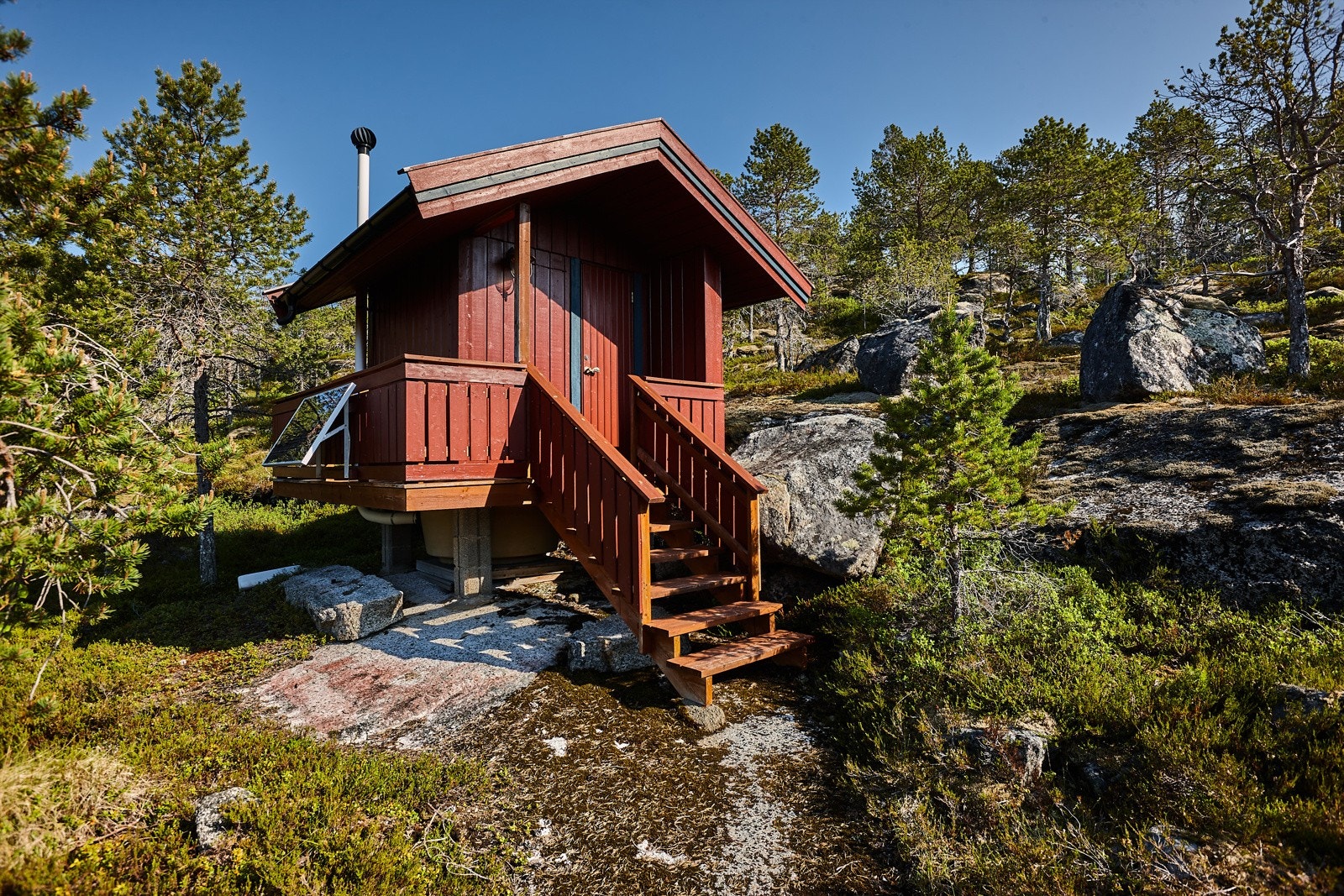 Flott utedo med snurredass som fungerer utmerket. Galleribilde