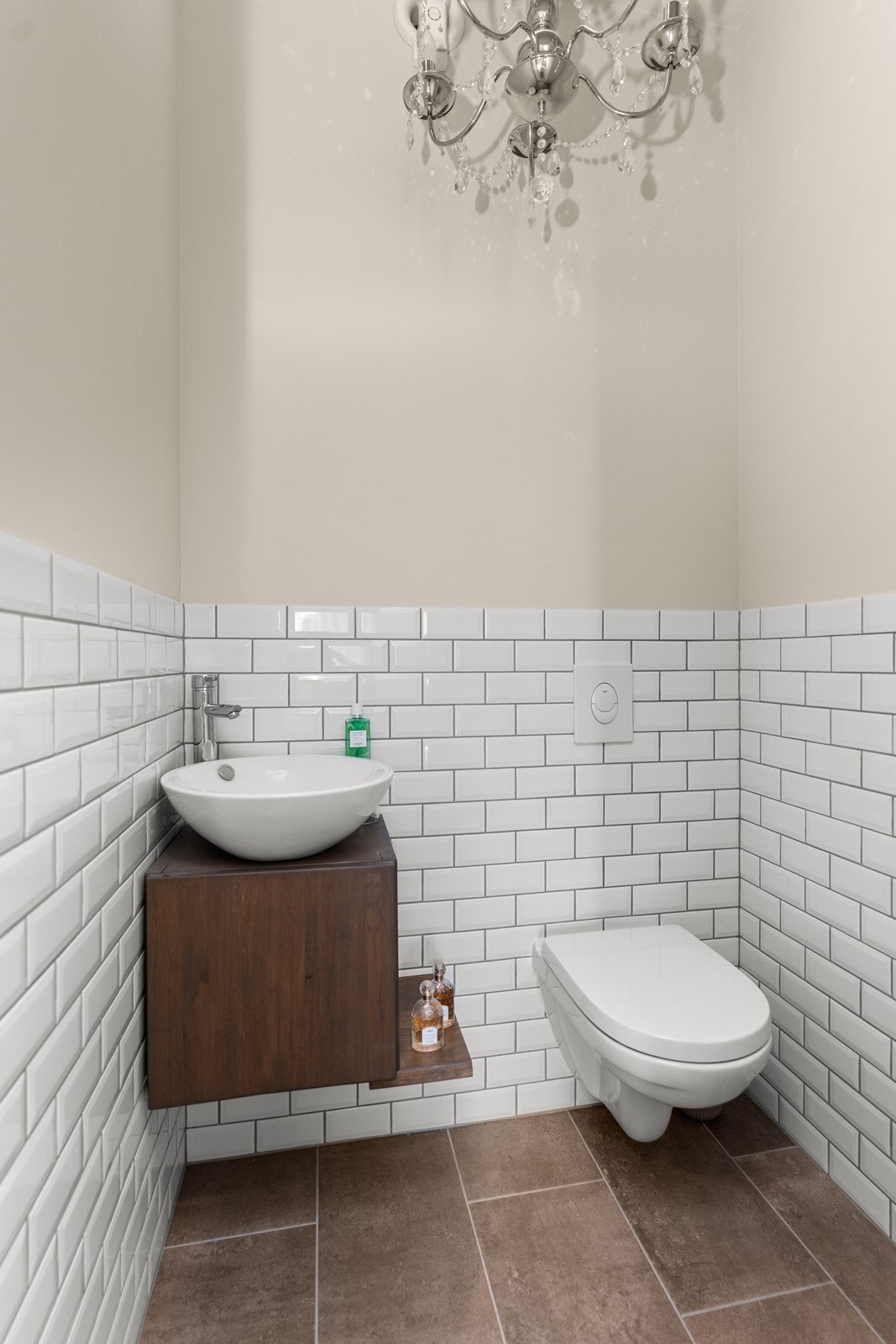 Toalettrom i tilknytning til entreen. Galleribilde