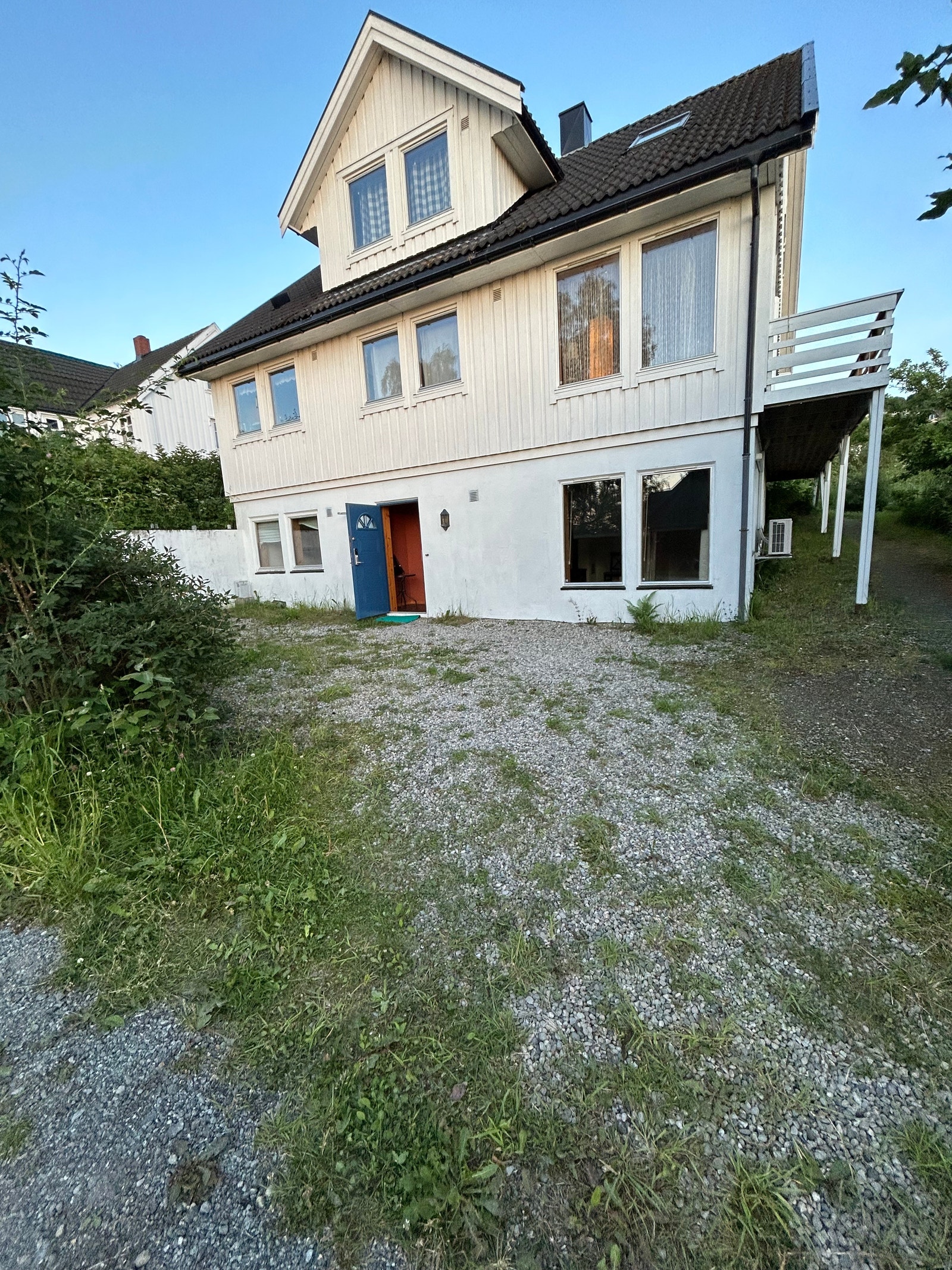 Fra veien Galleribilde