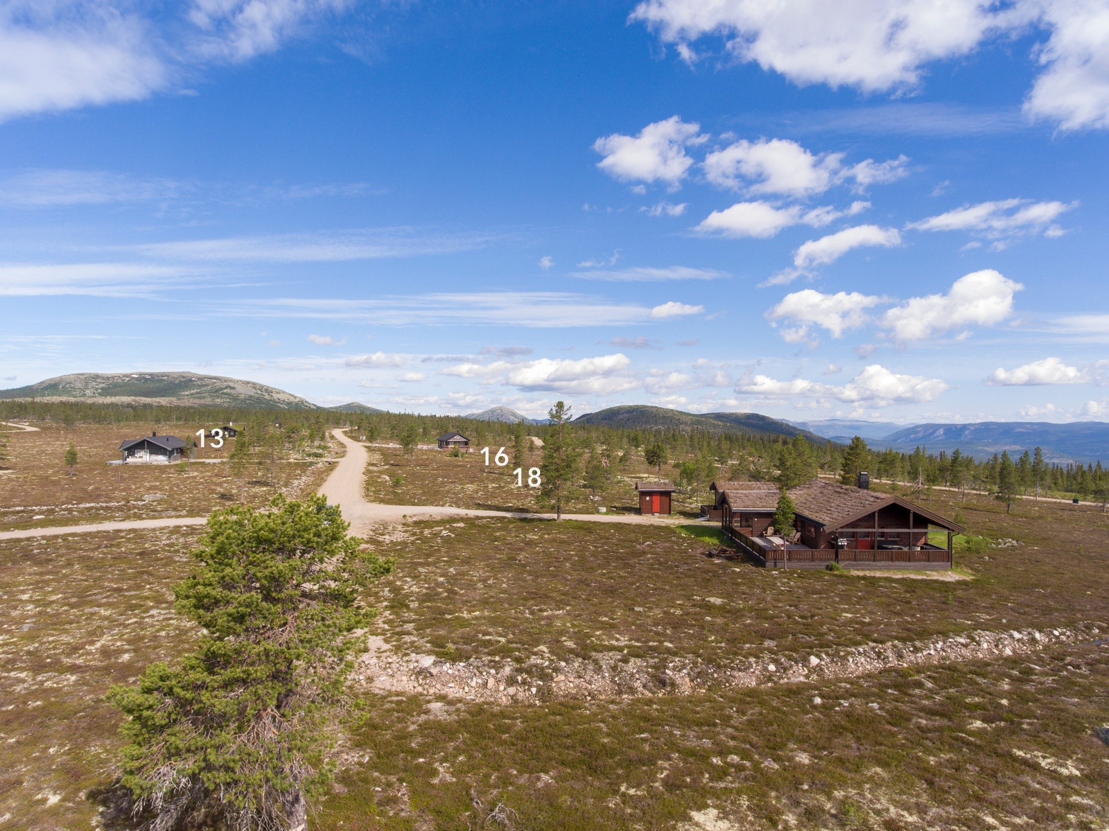 Størrelsen på tomtene varierer fra ca. 2100 kvm. til ca. 5700 kvm. Galleribilde