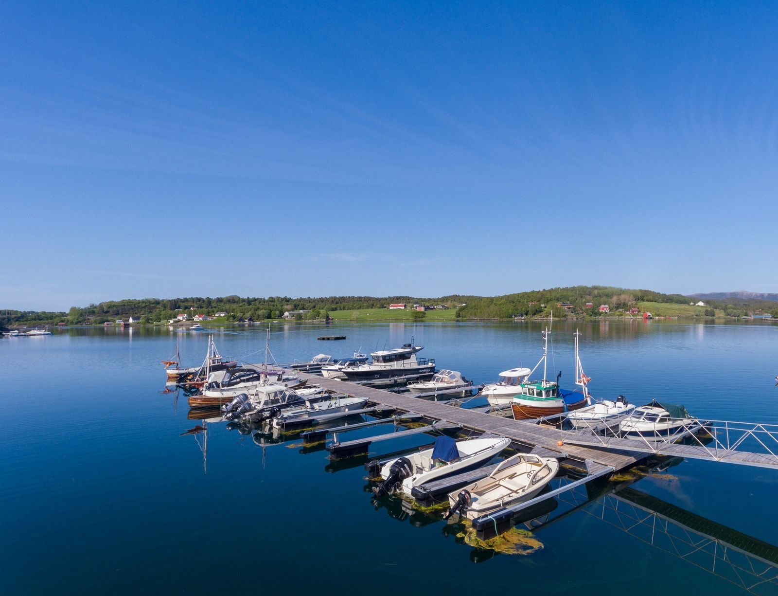 Du har mulighet til å leie båtplass kun 5 minutters kjøretur fra hytten din Galleribilde
