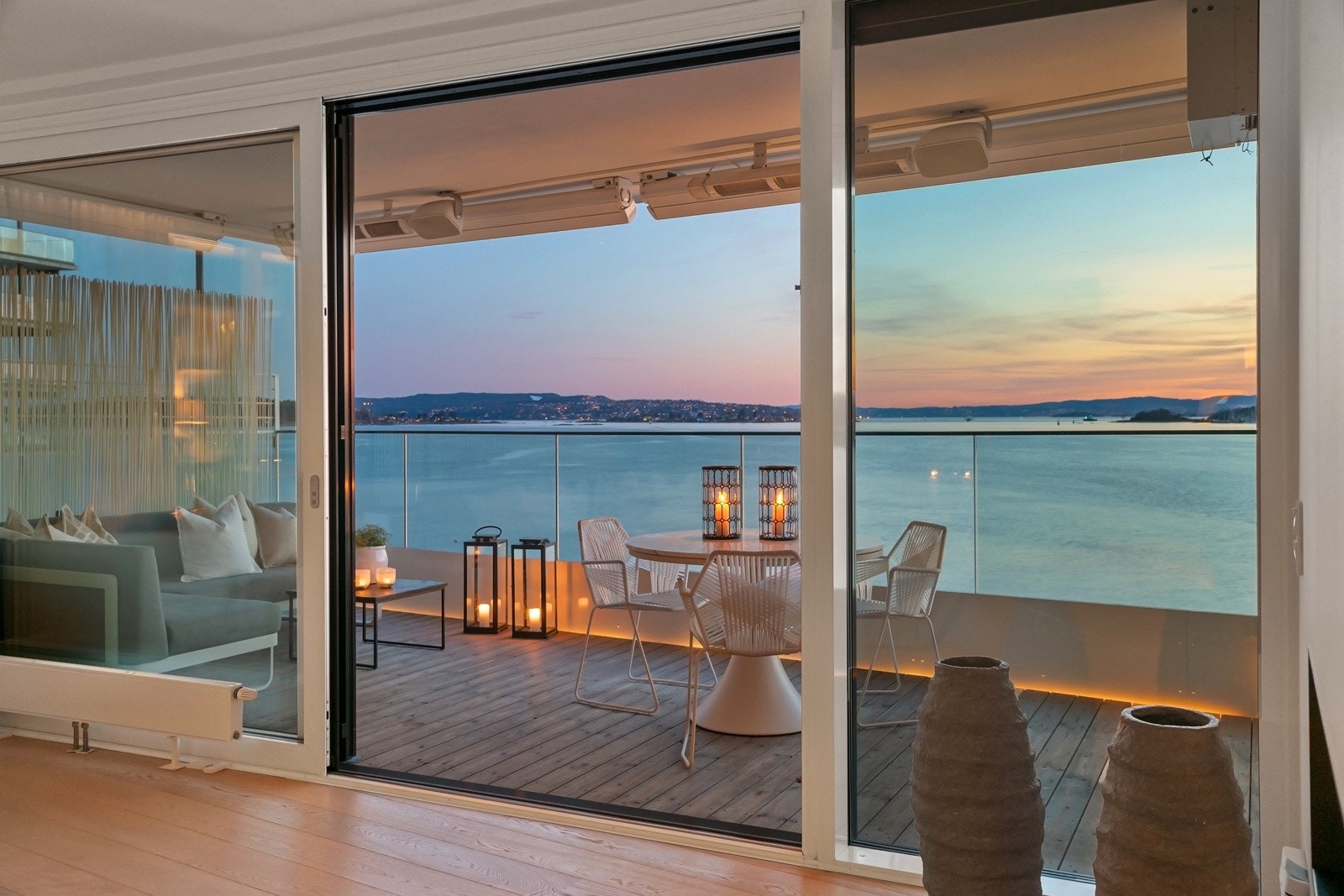 Sosial plass hvor man kan nyte fine sommerdager med venner og familie. Galleribilde