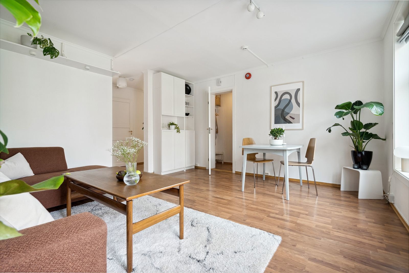 Leiligheten har en gjennomgående planløsning. Galleribilde