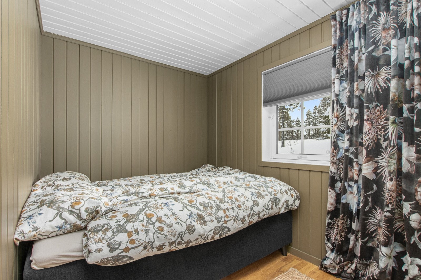 Soverommene er på hhv. 10,5m², 7,5m² og 7m². Galleribilde