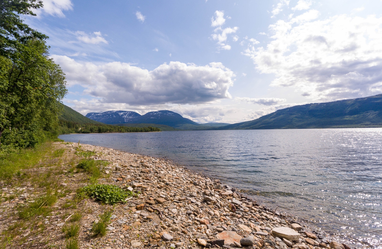 Lille Rostavatn er et eldorado for all typer friluftsliv. Galleribilde