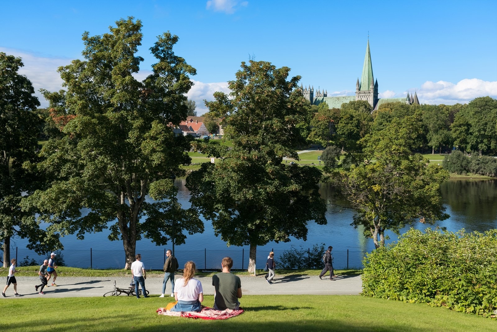 Leiligheten har ypperlig beliggenhet på Bakklandet. Galleribilde