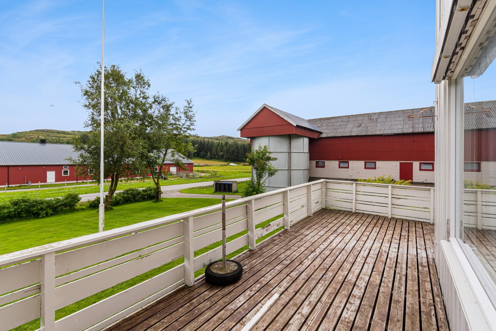 Tûnet og fjøsa Galleribilde