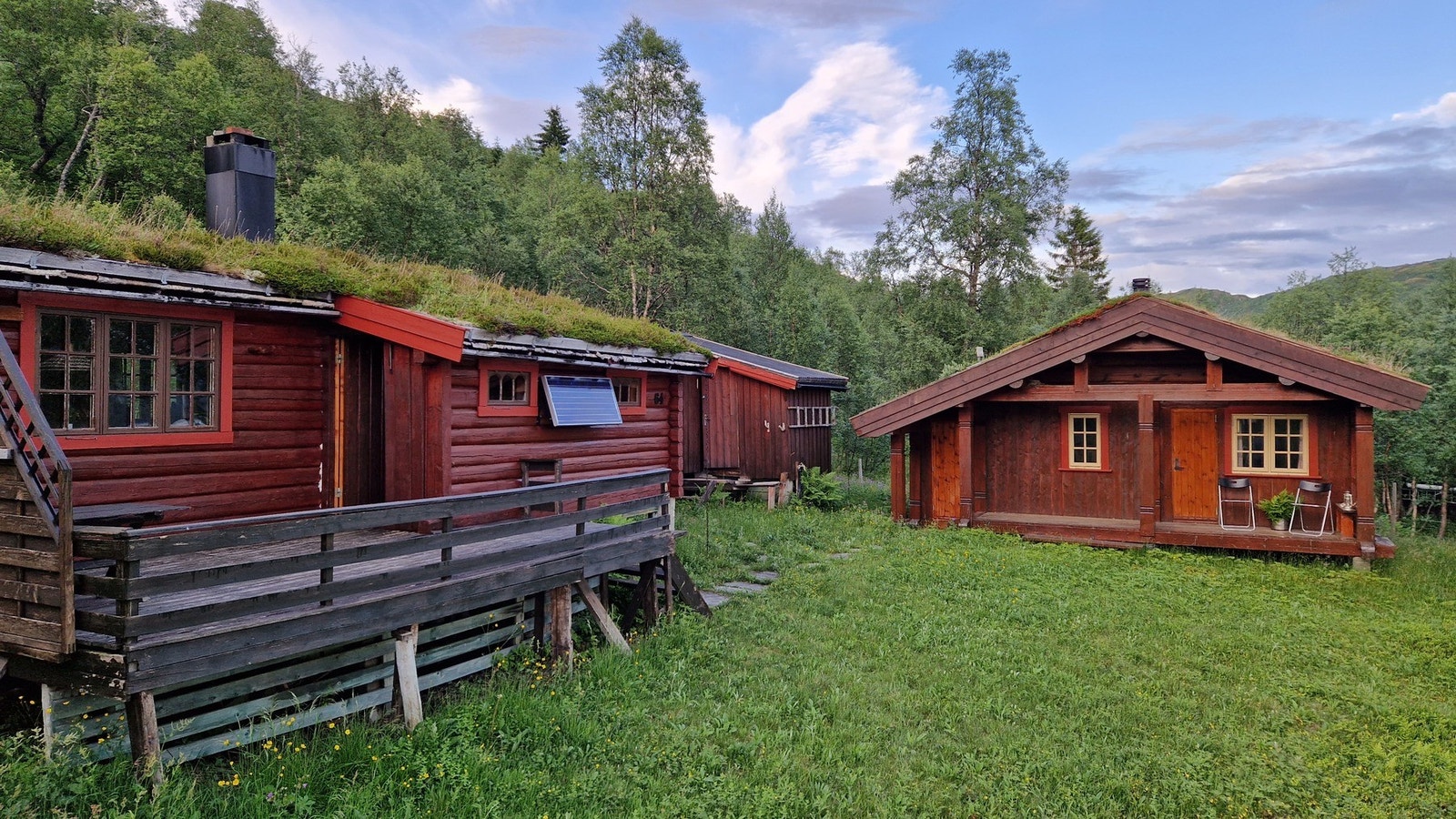 Velkommen til Brandslåtta 64 - Et flott og sjarmerende hyttetun med flott beliggenhet Galleribilde