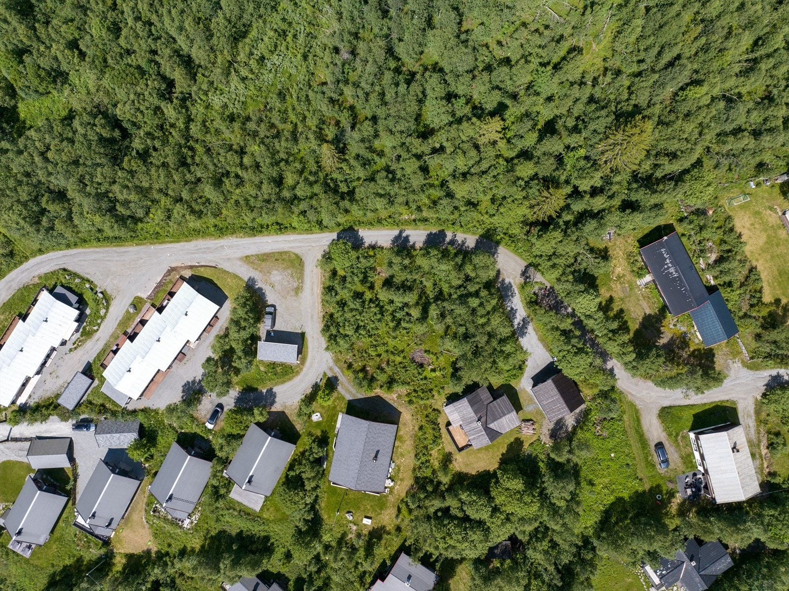 Velkommen til Beinvegen 6B, en tomt til salgs gjennom EiendomsMegler 1 Fjellmegleren! Galleribilde
