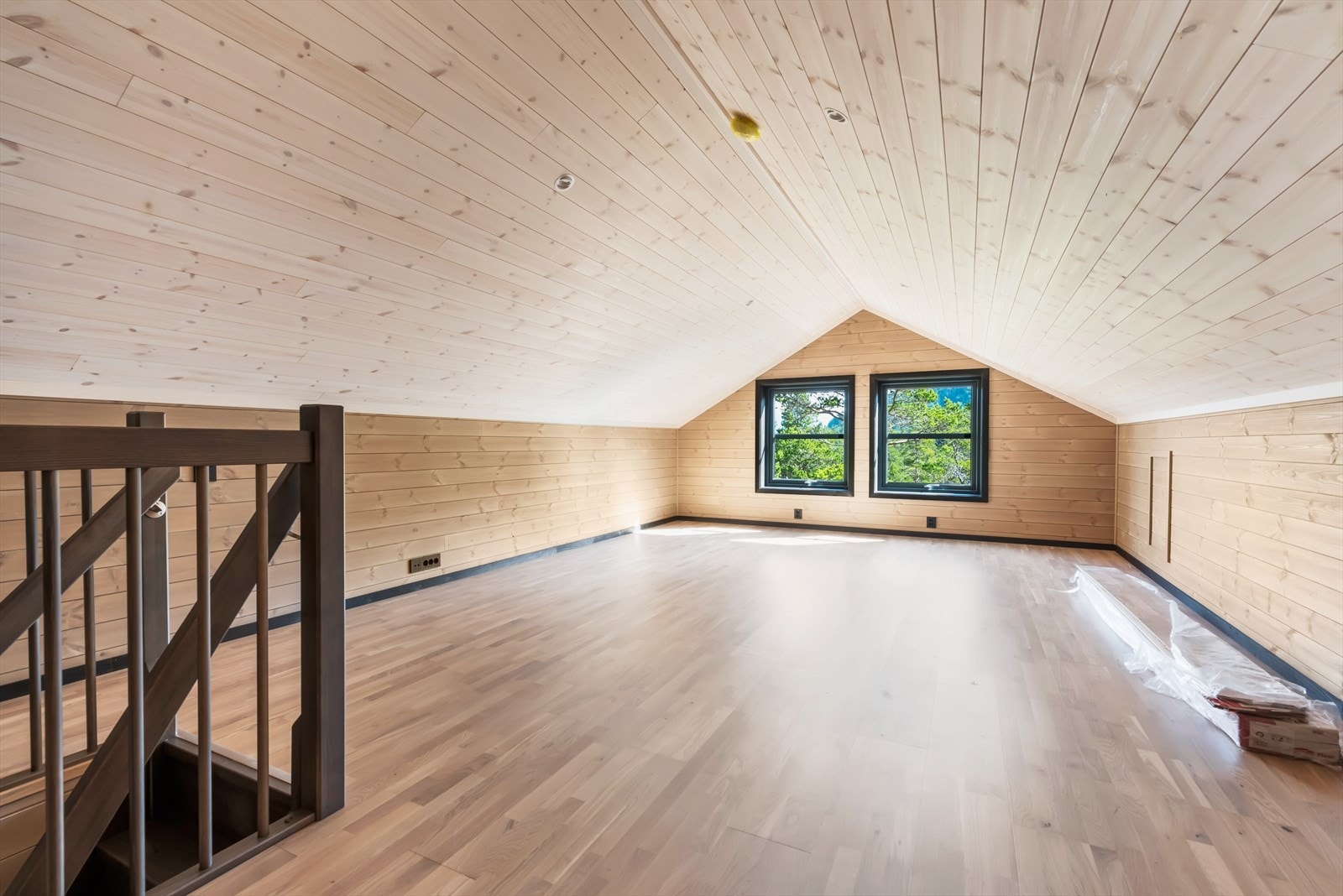 Stor loftstue med muligheter for personlig tilpasninger Galleribilde