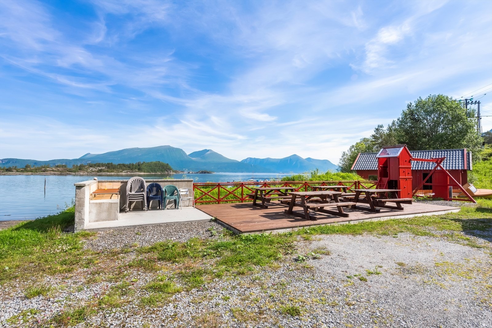 Fellesområde nede ved sjøen Galleribilde