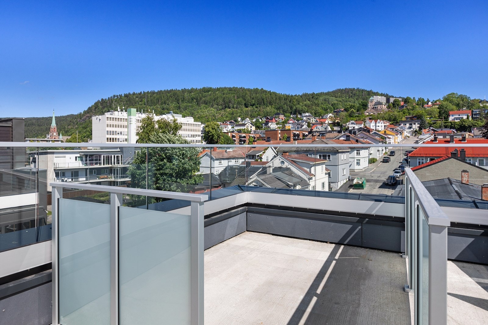 Leiligheten har en egen takparsell itillegg til felles takterasse Galleribilde
