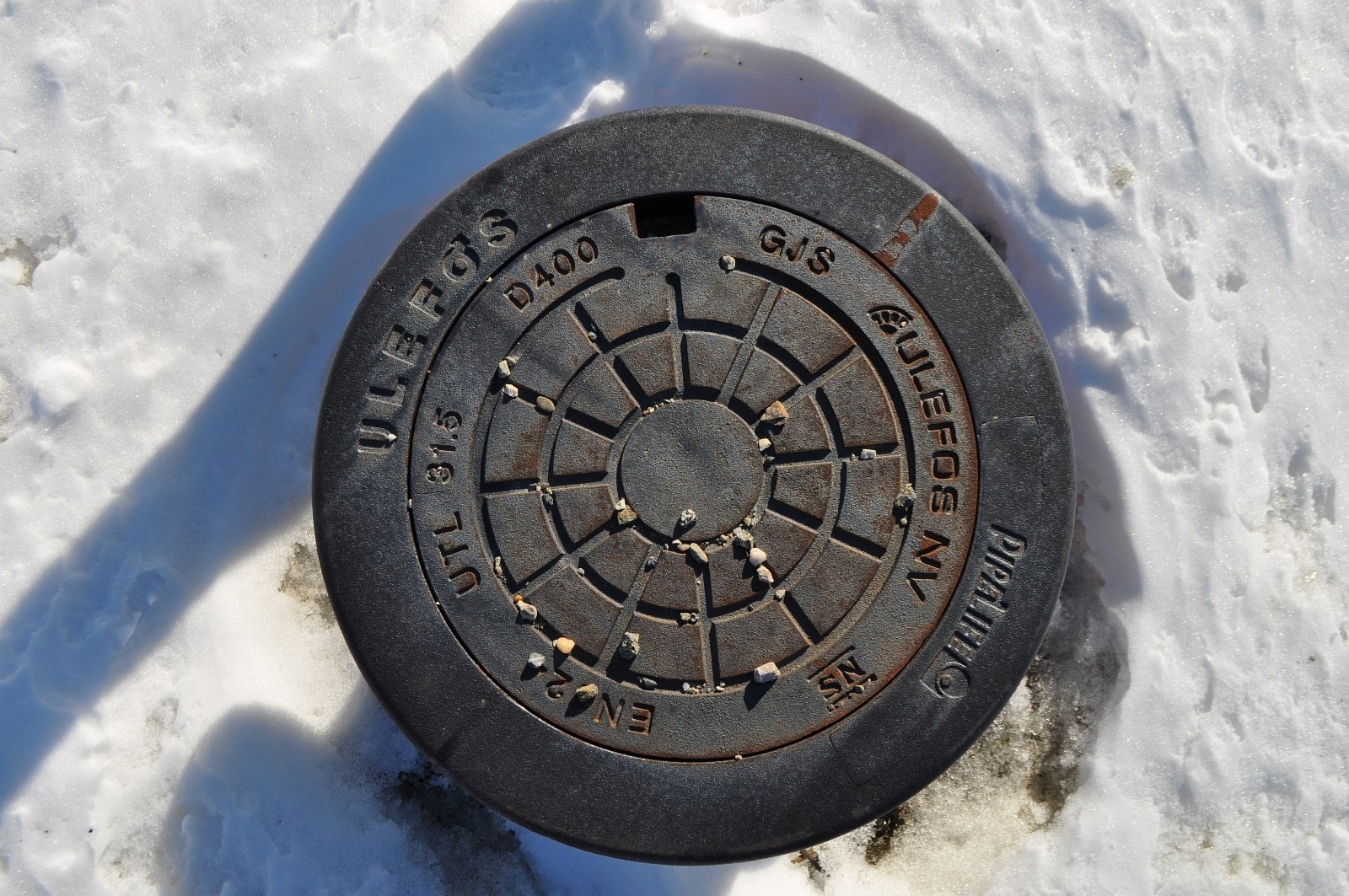 Hyttefeltet har ferdig utbygd infrastruktur med veg, vann, strøm og kloakk Galleribilde