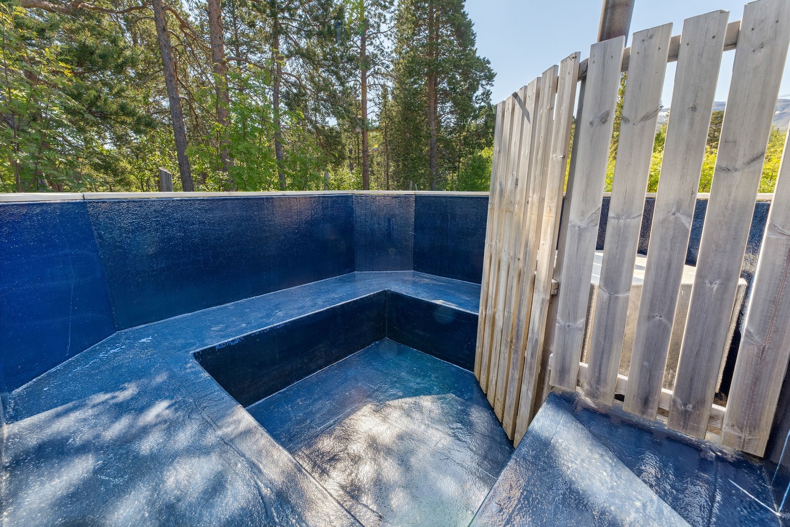 Badestamp med vedfyrt ovn Galleribilde