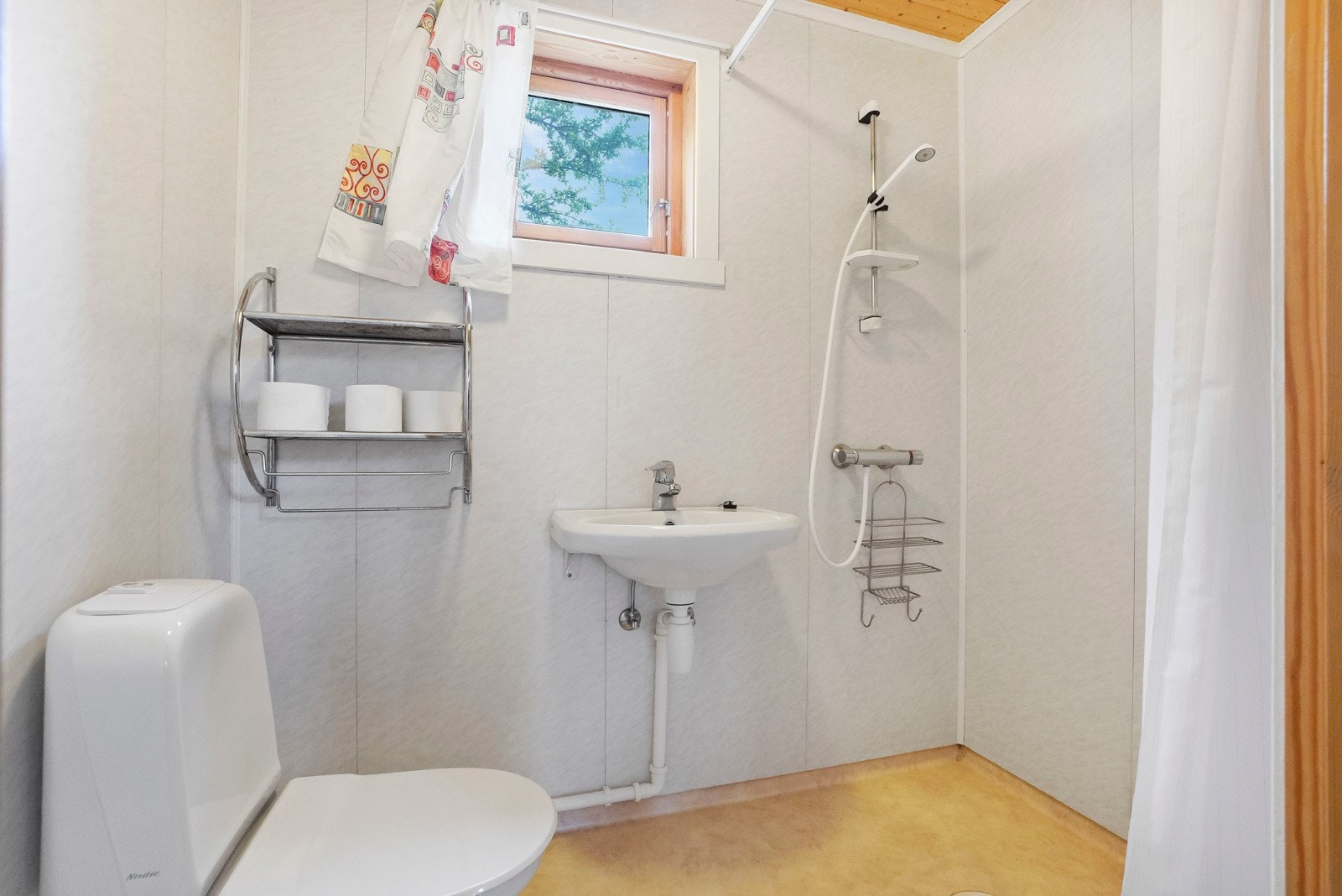 Bad i underetasjen Galleribilde