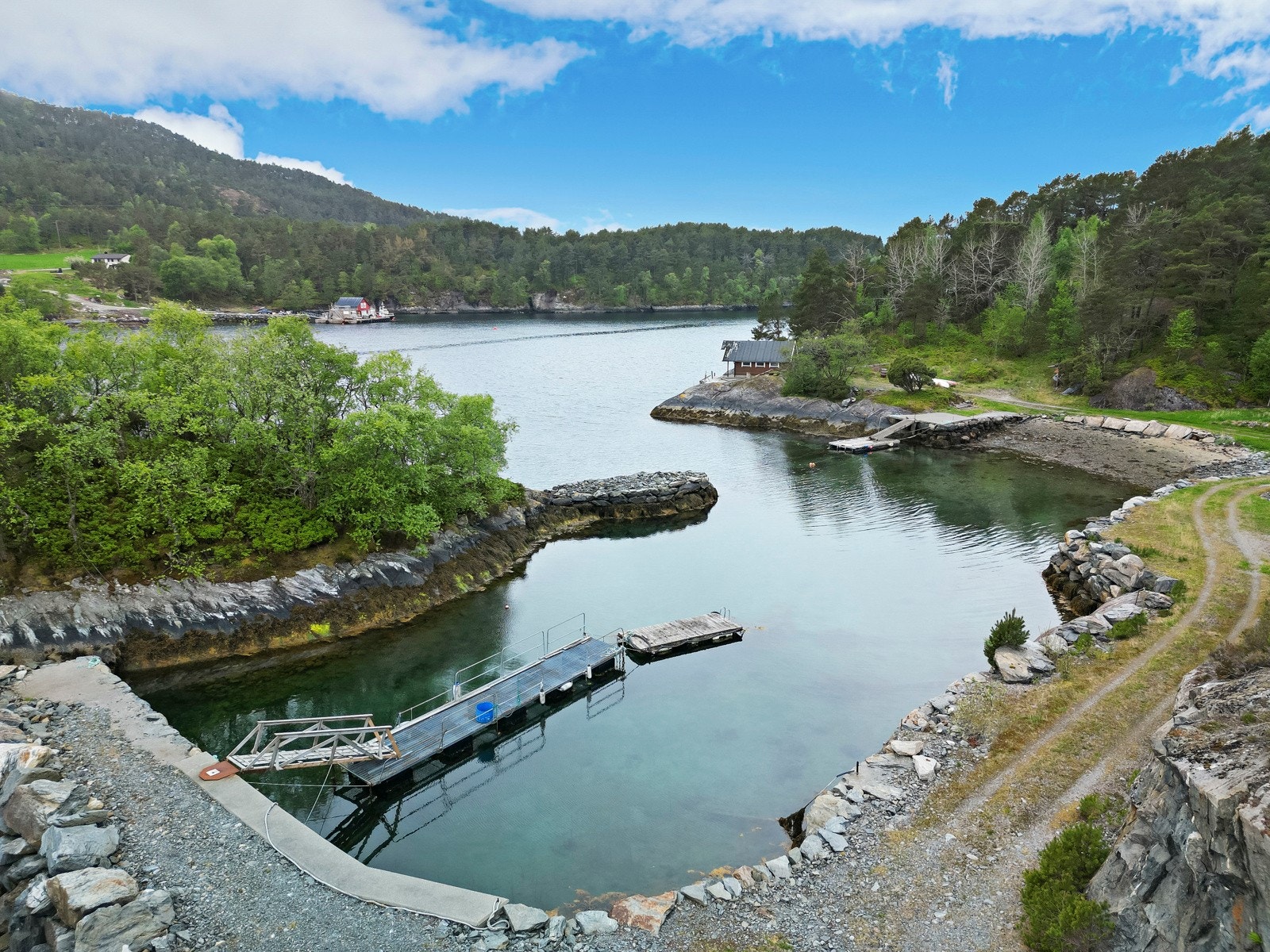 Flytebrygga følger med handelen Galleribilde