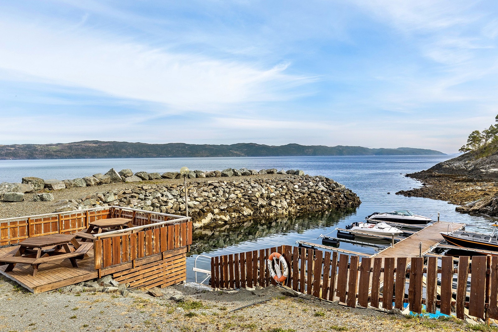 Småbåthavn i hyttefeltet. Galleribilde