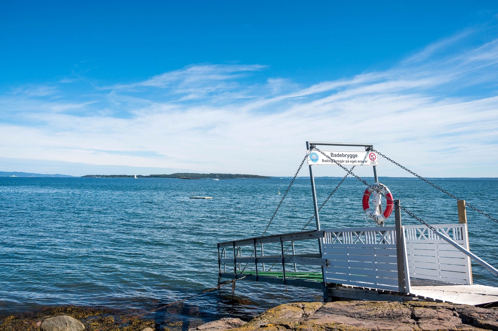 Herlig badebrygge Galleribilde