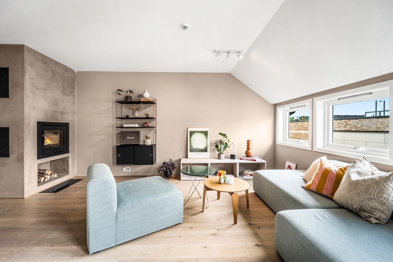 Enstavs eikeparkett - trinnlydplater og varmefolie under Galleribilde