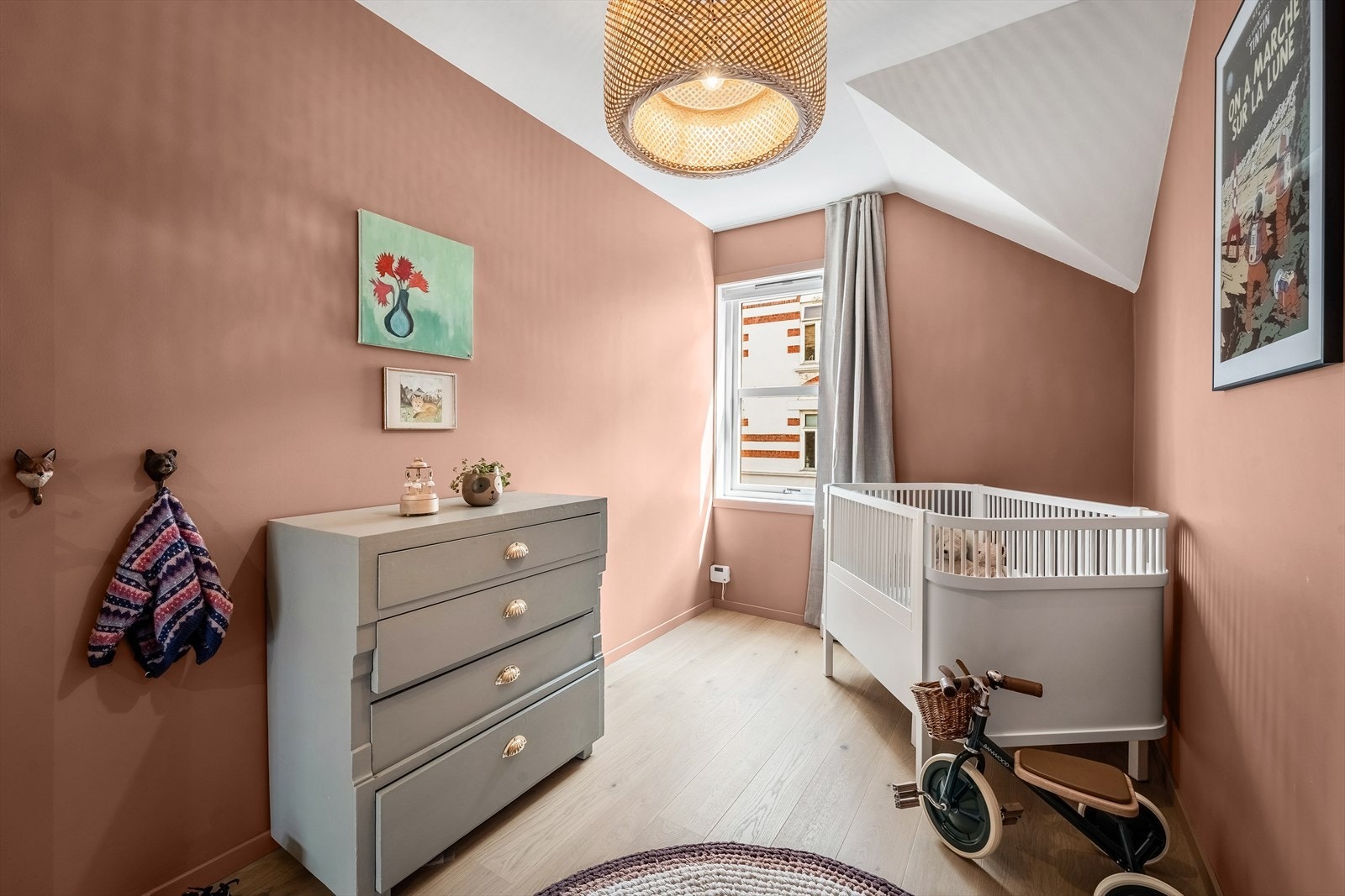 Soverom 2 også pusset opp 2020 - Dobbel gips på begge sider mellom soverommene Galleribilde