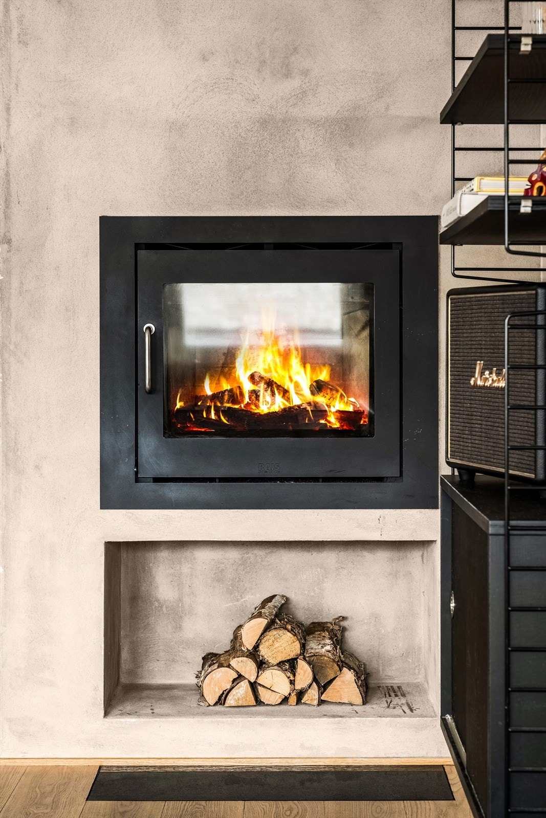 Rentbrennende peisovn fra 2005 Galleribilde