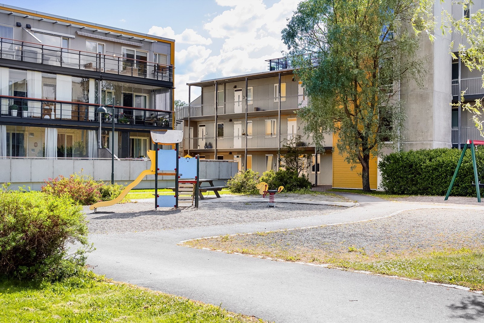 Portene er åpne hver dag gjennom året, med et unikt festivaltilbud på sommerstid. På Festningen er det også muligheter for å nyte et godt måltid i Restaurant Kommandanten sine historiske lokaler! Galleribilde