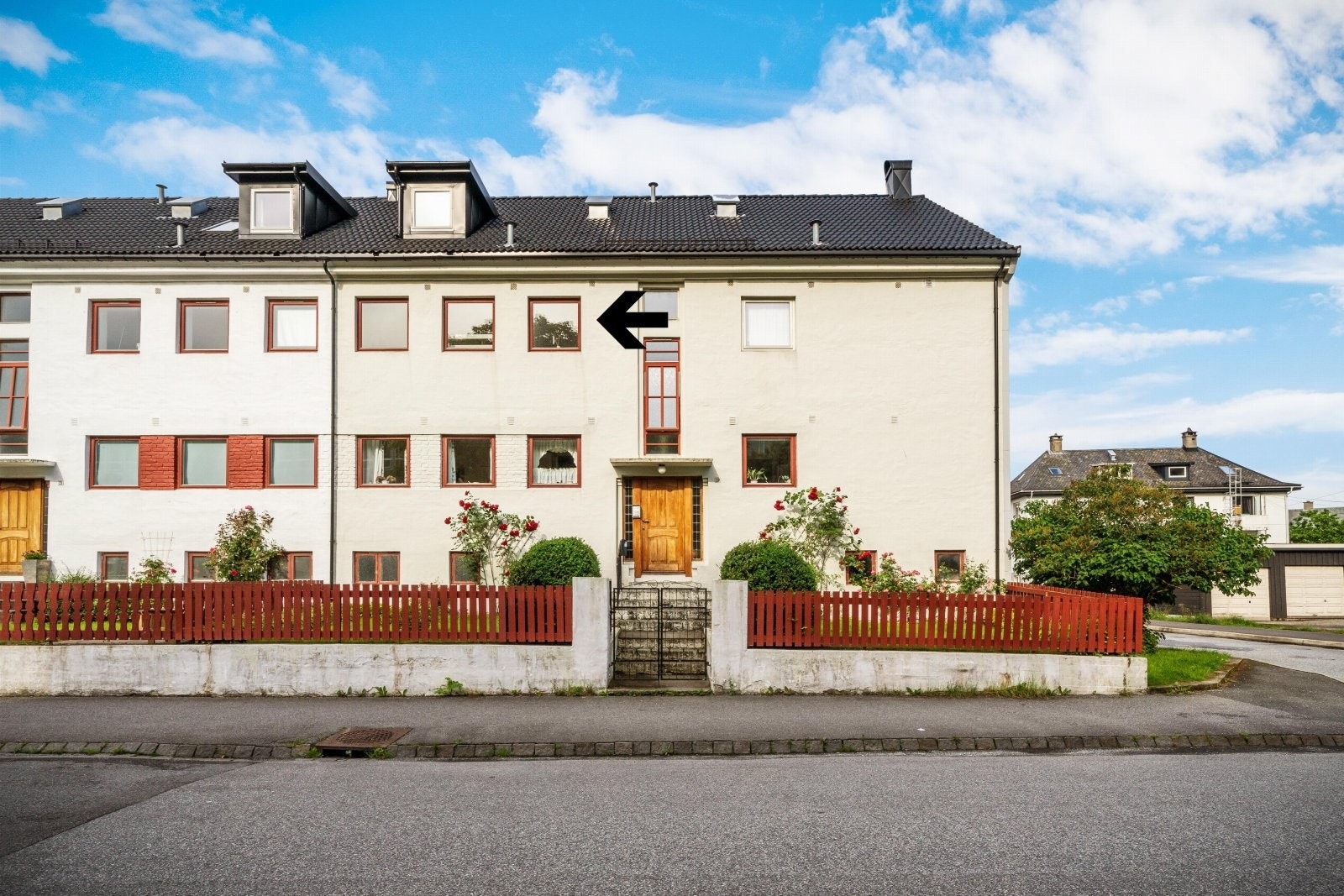 Sentral beliggenhet der HVL, Haukeland Sykehus og Bybane bare er noen minutters gange unna. Galleribilde