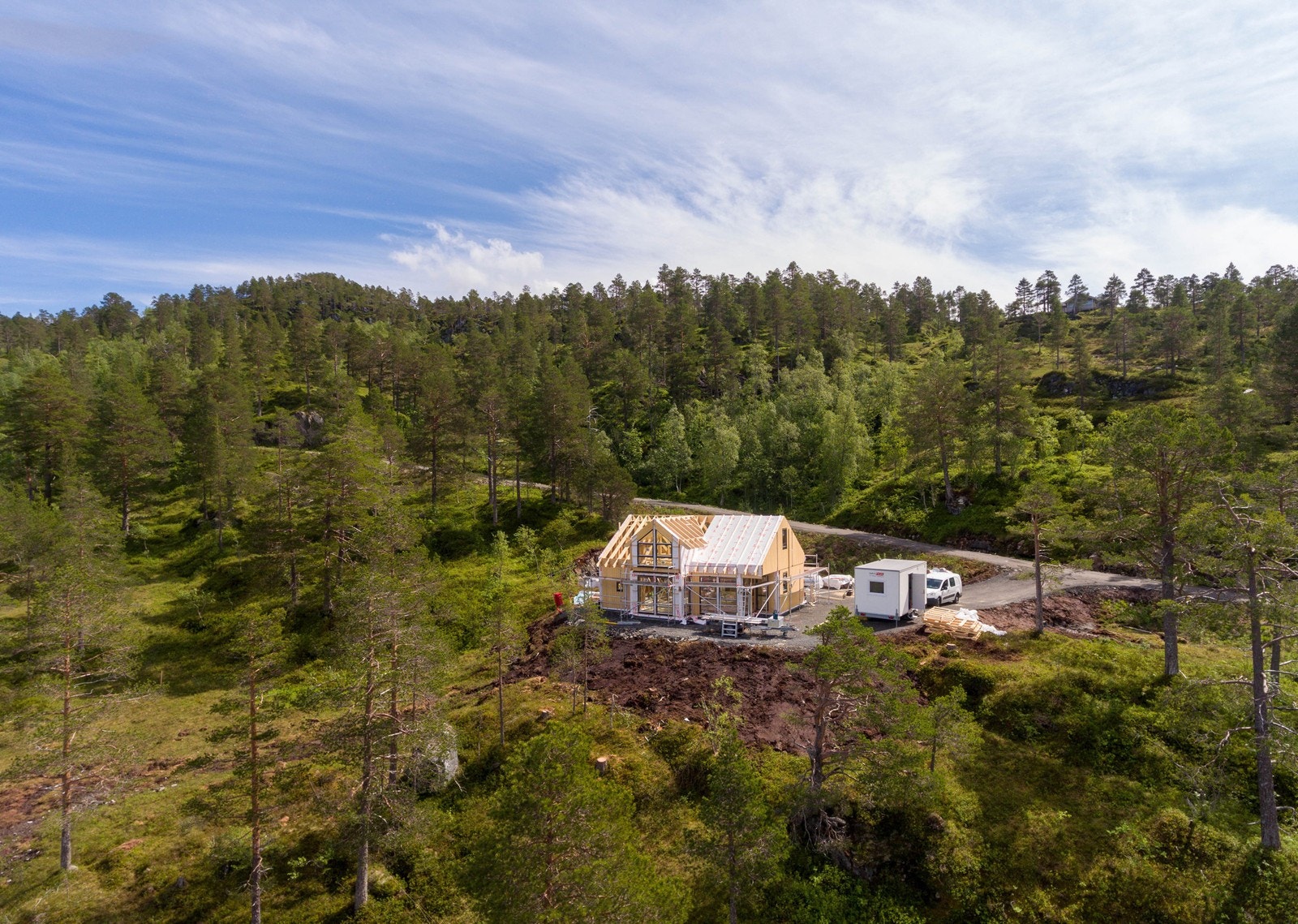 Hyttedrømmen under bygging. Her mot tomt 24 Galleribilde