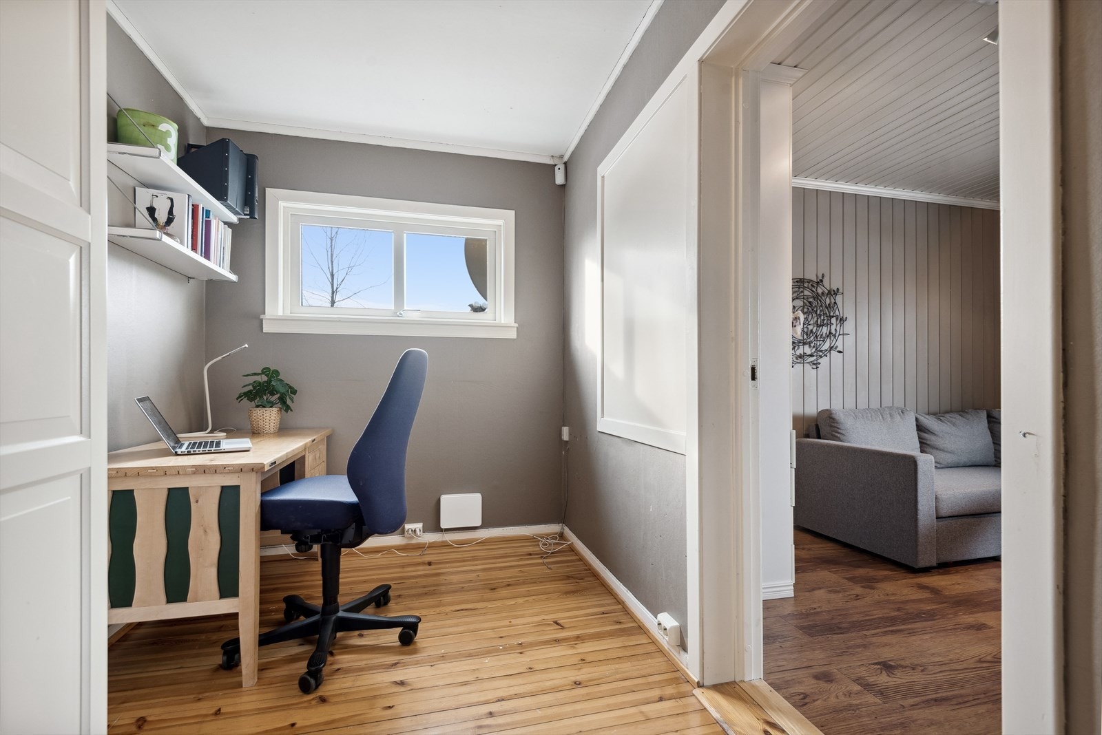 I tillegg til 5 soverom har man også et kontor i 2.etasje. Galleribilde