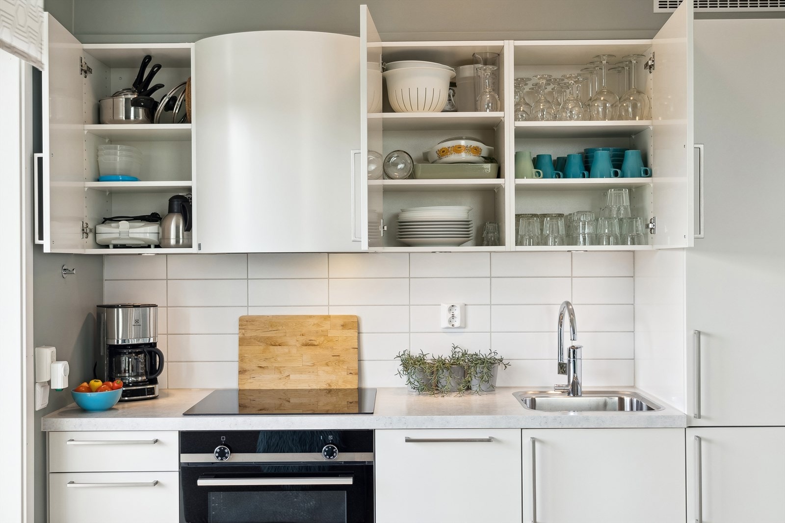 Leiligheten selges fullt møblert med bl.a. alt av kjøkkenutstyr inkludert. Galleribilde