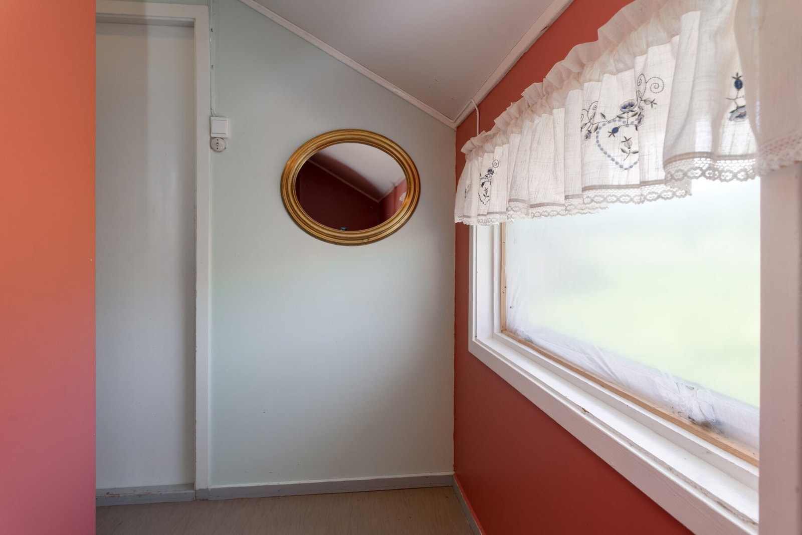 Trappegang til 2. etasje Galleribilde