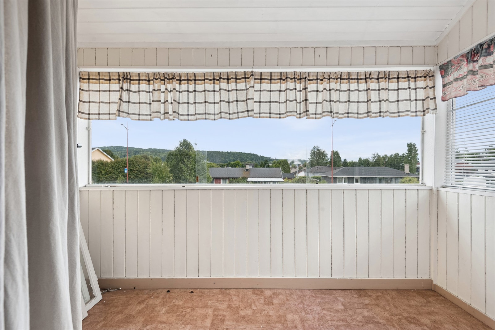 Sjarmerende glassveranda i 2.etasje Galleribilde