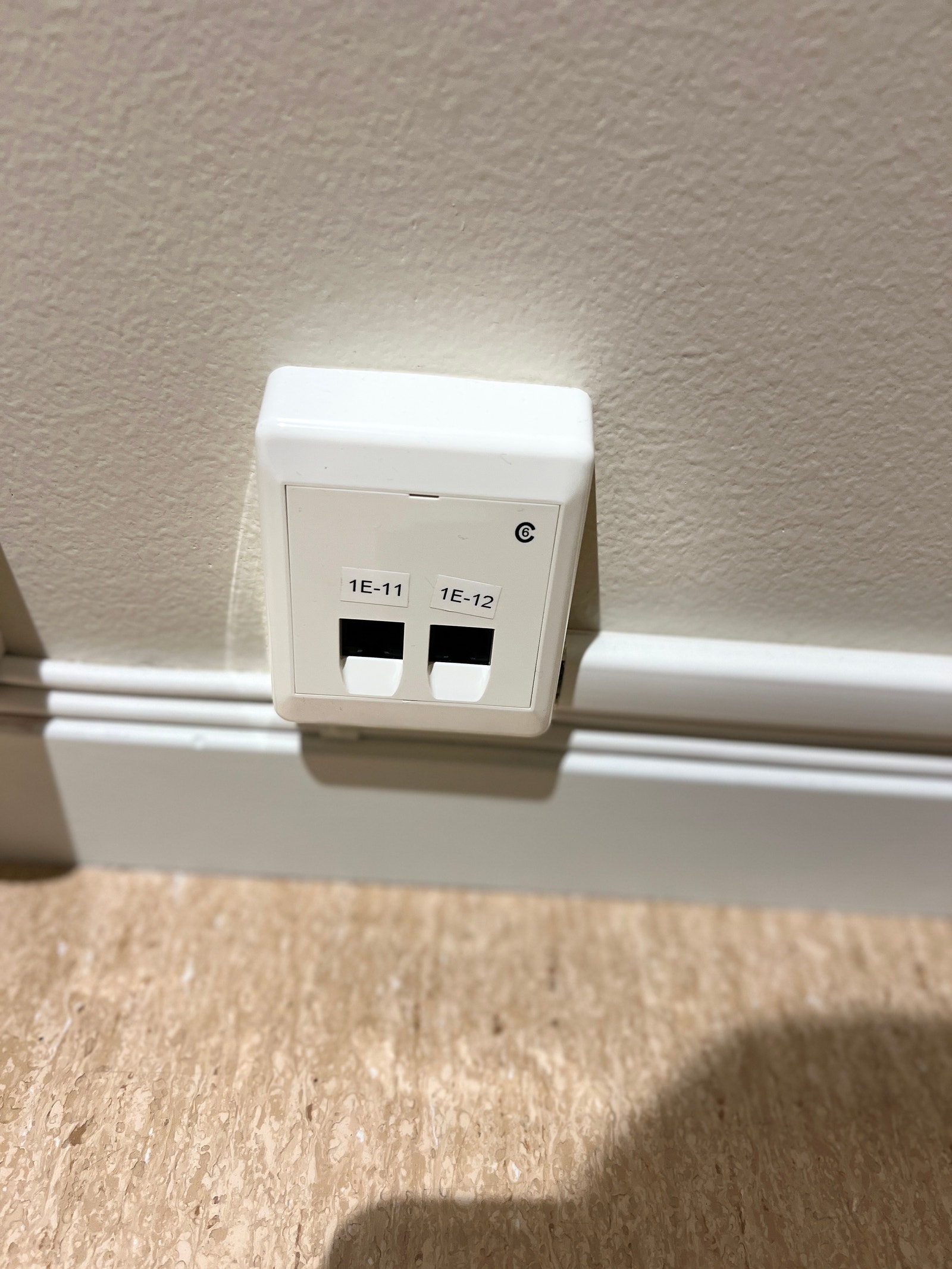 Kablet fibernett til hvert rom Galleribilde