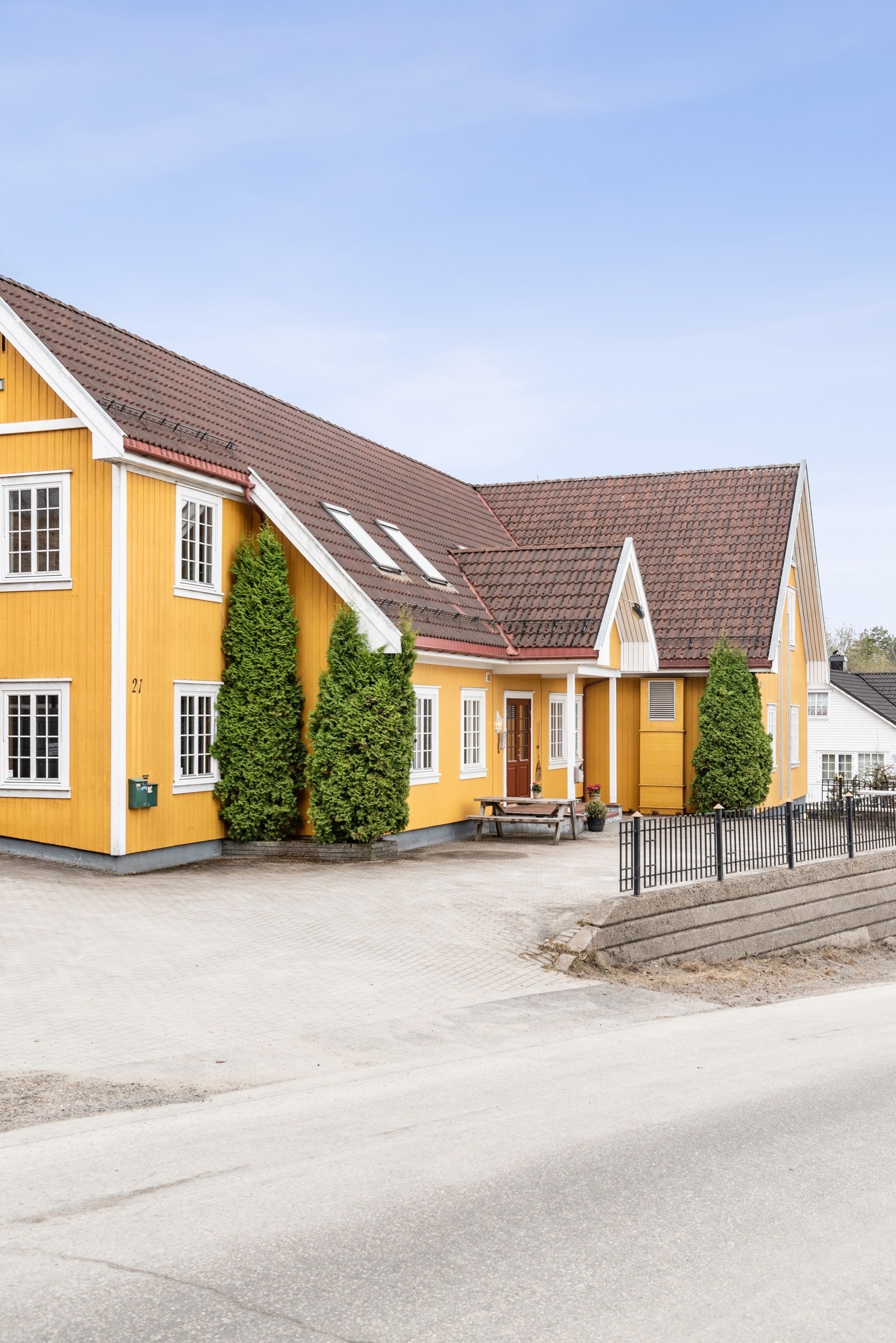 Stort og velholdt hybelhus Galleribilde